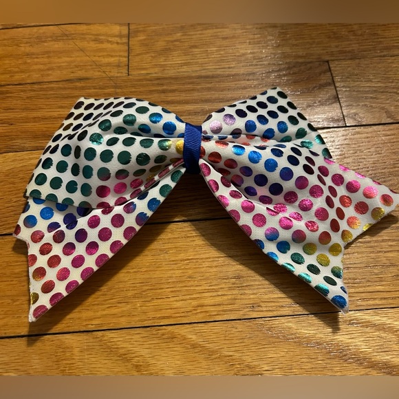 Bows - Picture 2 of 9